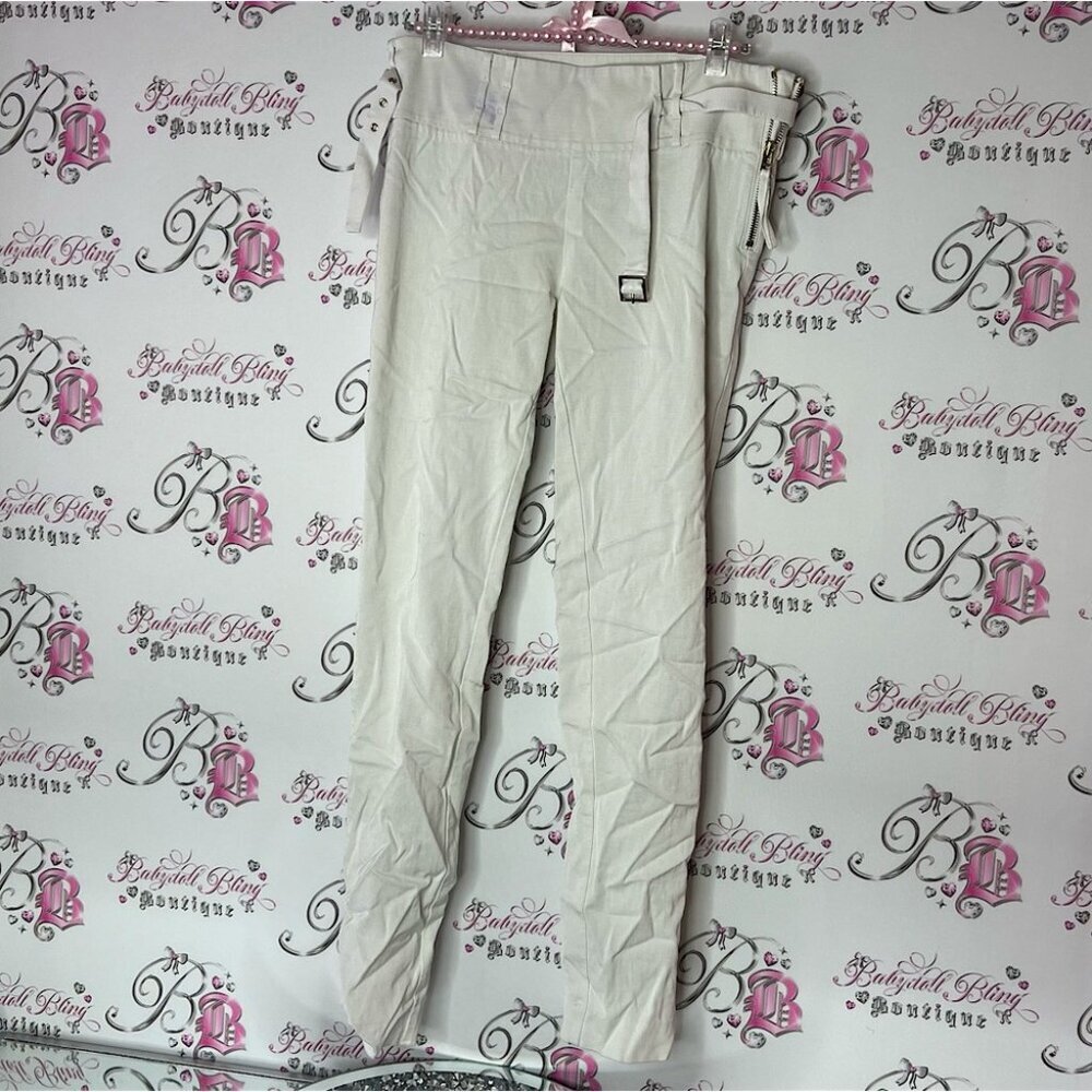 Guess by Marciano Pants white cream belted silver details zip up side stretchy